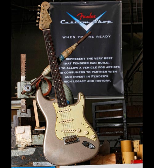 1960 FENDER STRATOCASTER CS RELIC MACHING PEG HEADSTOCK