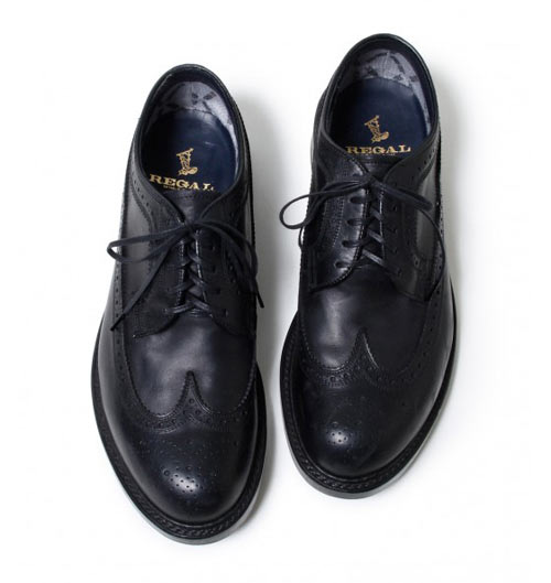 英国靴で行く：「nonnative × REGAL ウイングチップメダリオンシューズ